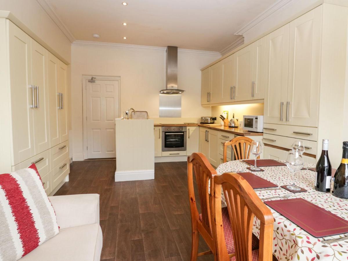 Flat 1 Kentholme Villa Grange-over-Sands Eksteriør bilde